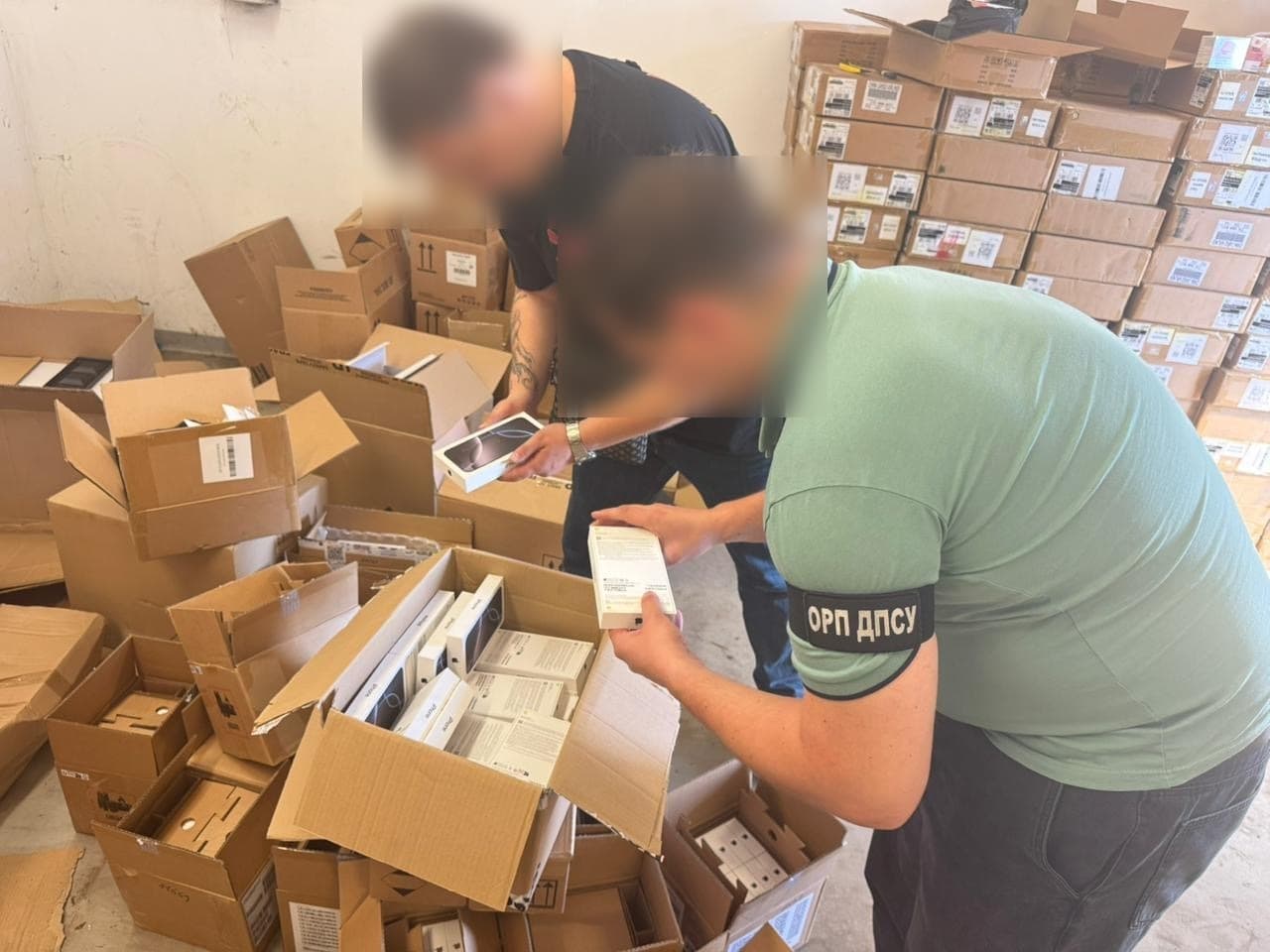 Зображення для статті: Прикордонники зупинили незаконне ввезення товарів на 17 млн грн