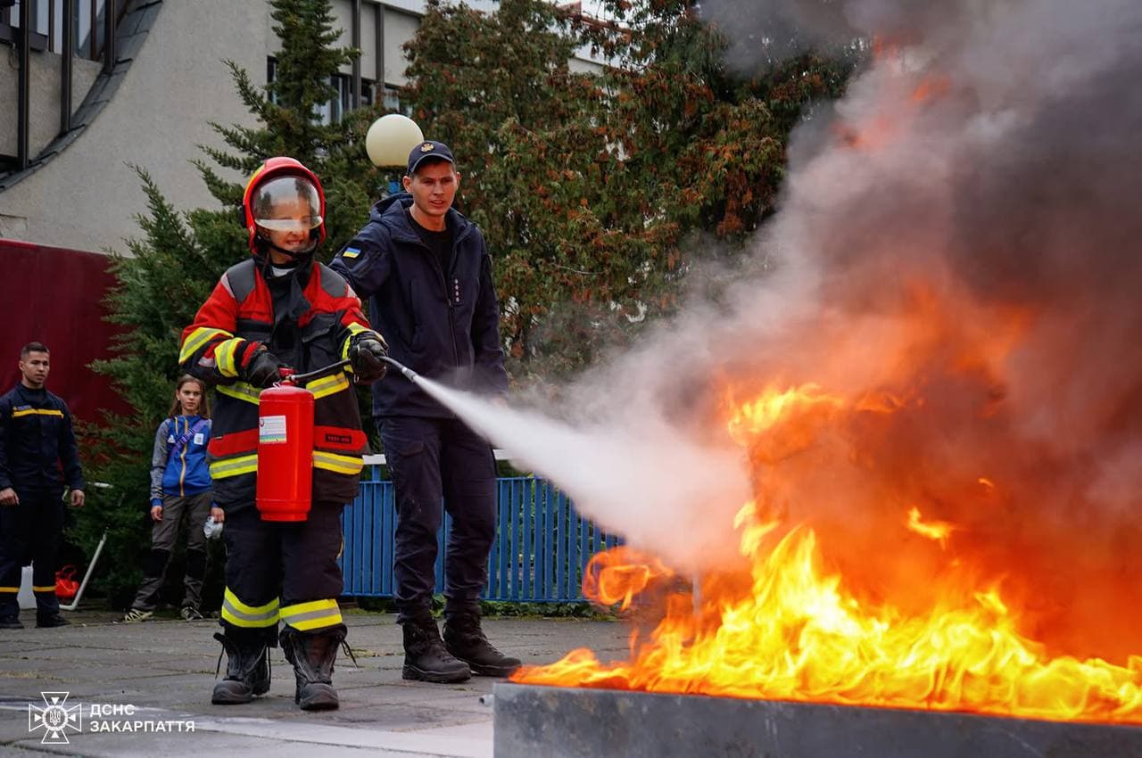 Зображення для статті: Закарпатські школярі навчалися поведінці під час надзвичайних ситуацій