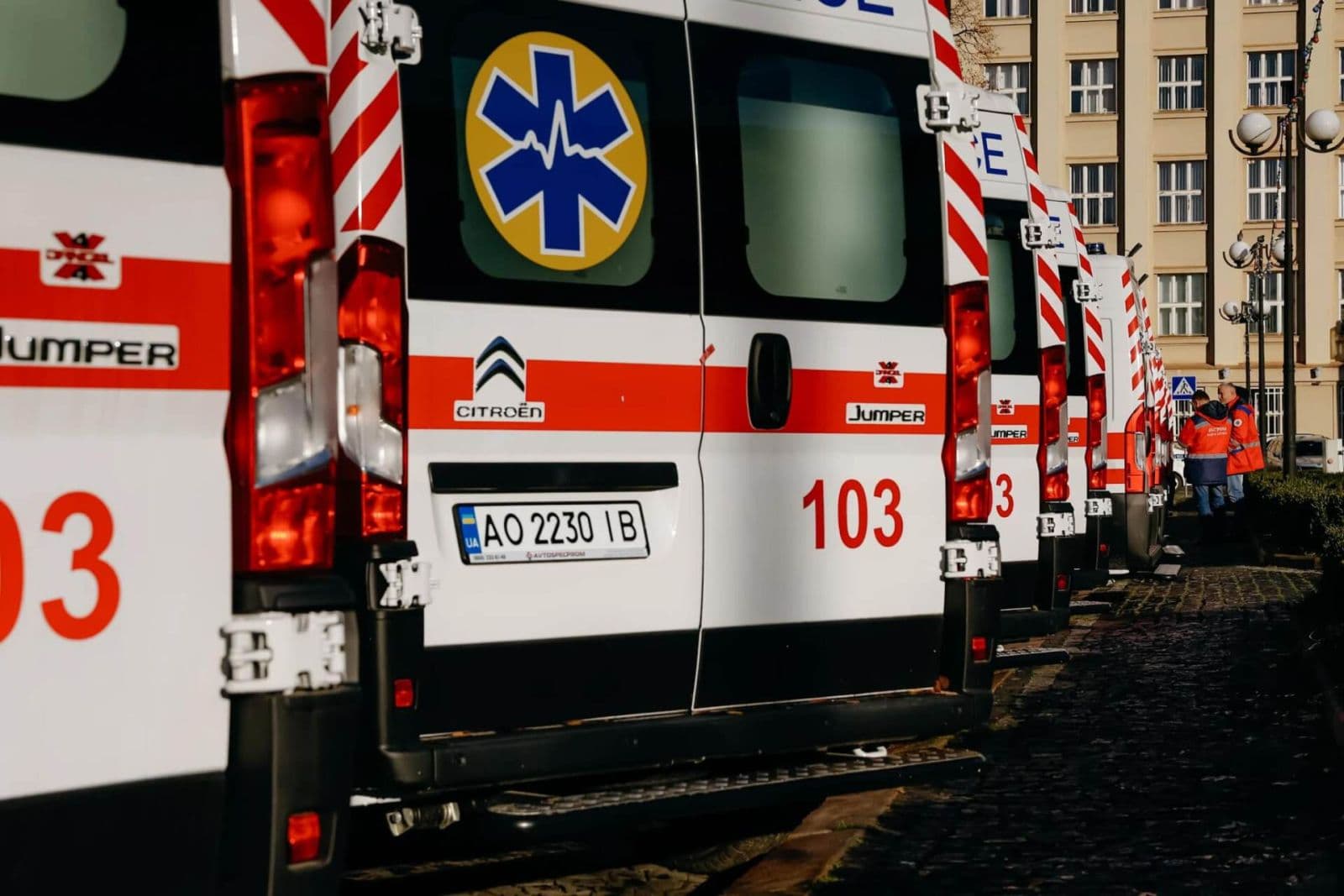 Зображення для статті: Бригада «103» на Закарпатті врятувала п’ять життів за добу у День закоханих