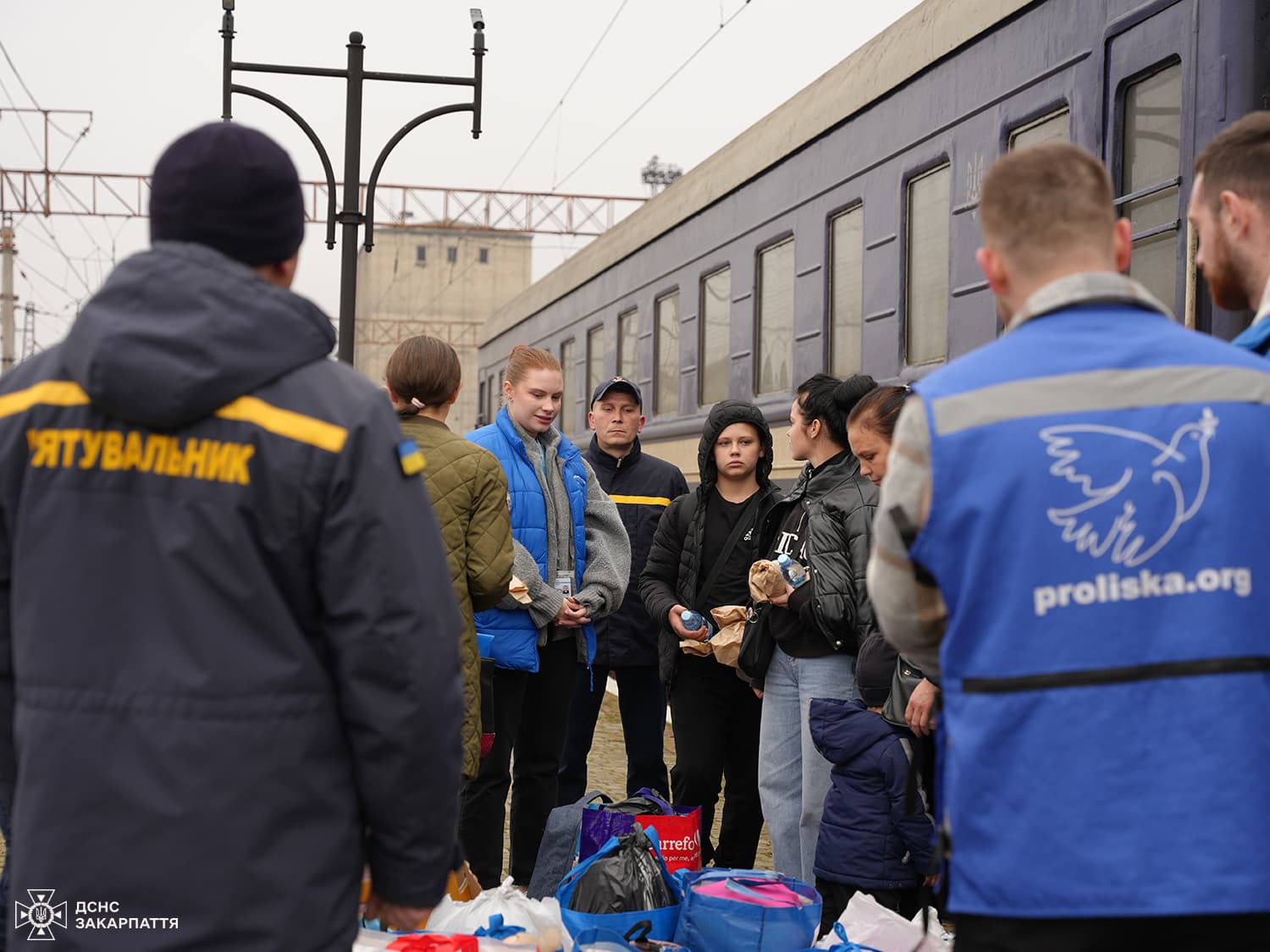 Зображення для статті: Закарпаття прийняло нову групу переселенців із Дніпропетровщини
