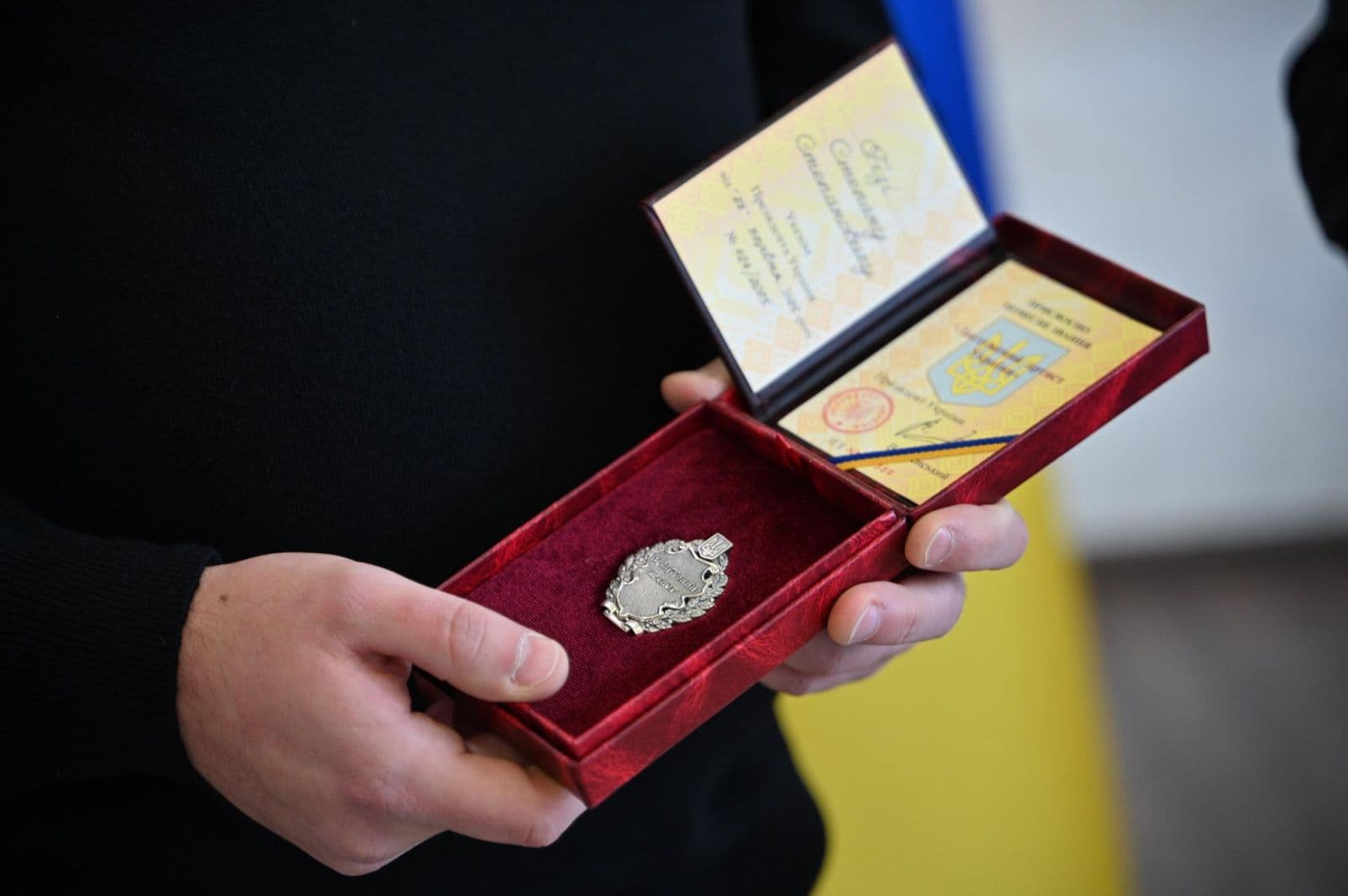 Зображення для статті: За професіоналізм і талант: закарпатців відзначили державними нагородами