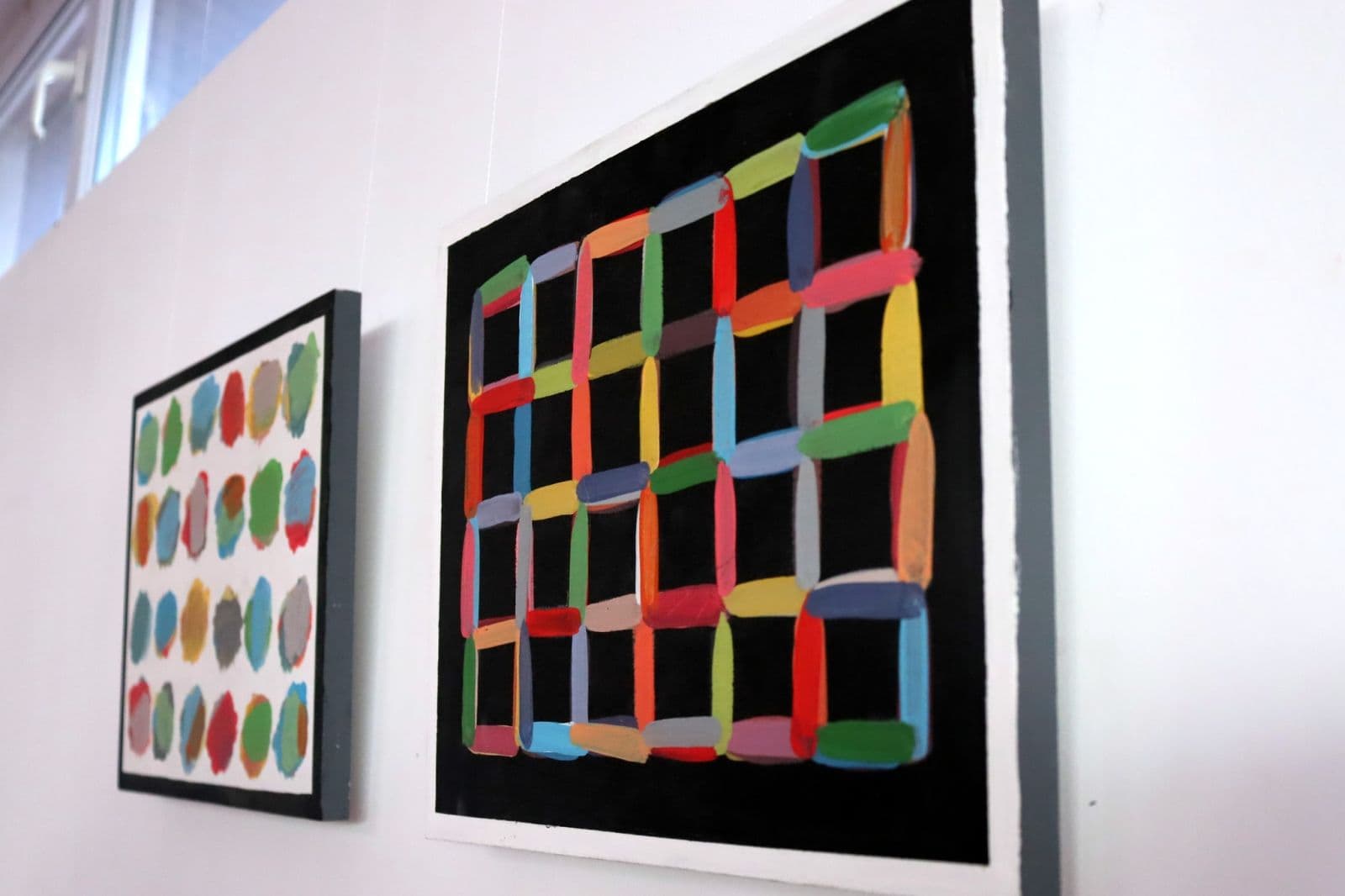 Зображення для статті: В Ужгородському Скансені відкрили виставку живопису Ярослава Ілька