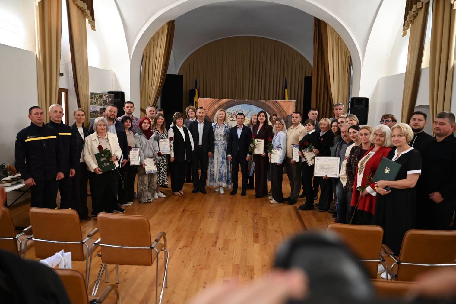 Зображення для статті: В Ужгороді відзначили працівників туристичної галузі з нагоди Дня туризму