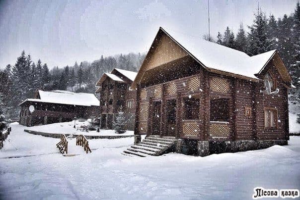 Зображення для статті: Турбаза «Лісова казка»: де цьогоріч провести Різдвяно-новорічні свята — і не тільки?