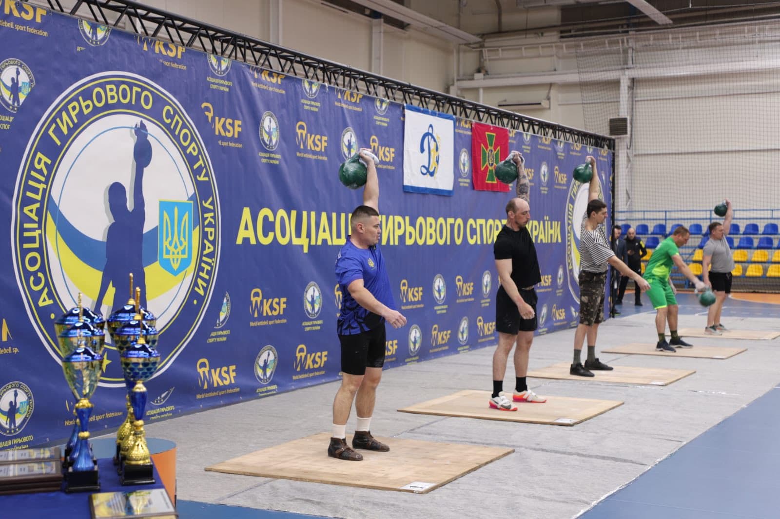 Зображення для статті: В Ужгороді відбувся чемпіонат ДПСУ з гирьового спорту: встановлено нові рекорди