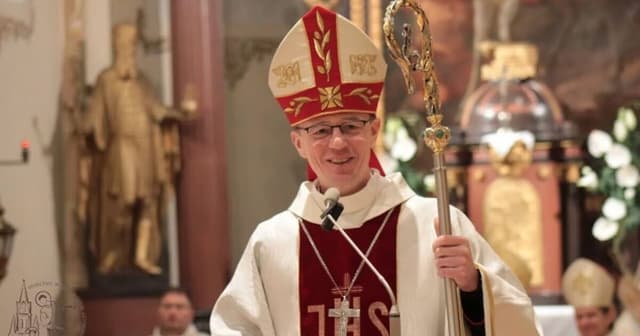 Великоднє привітання єпископа Миколи Петра Лучка