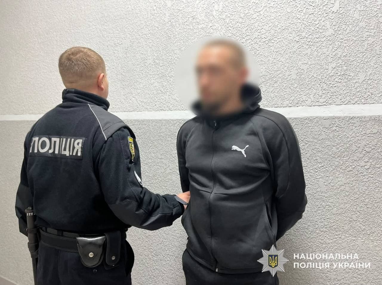 Зображення для статті: На Мукачівщині п’яний мотоцикліст збив 73-річну жінку та втік: у водія виявили 1,41 проміле алкоголю