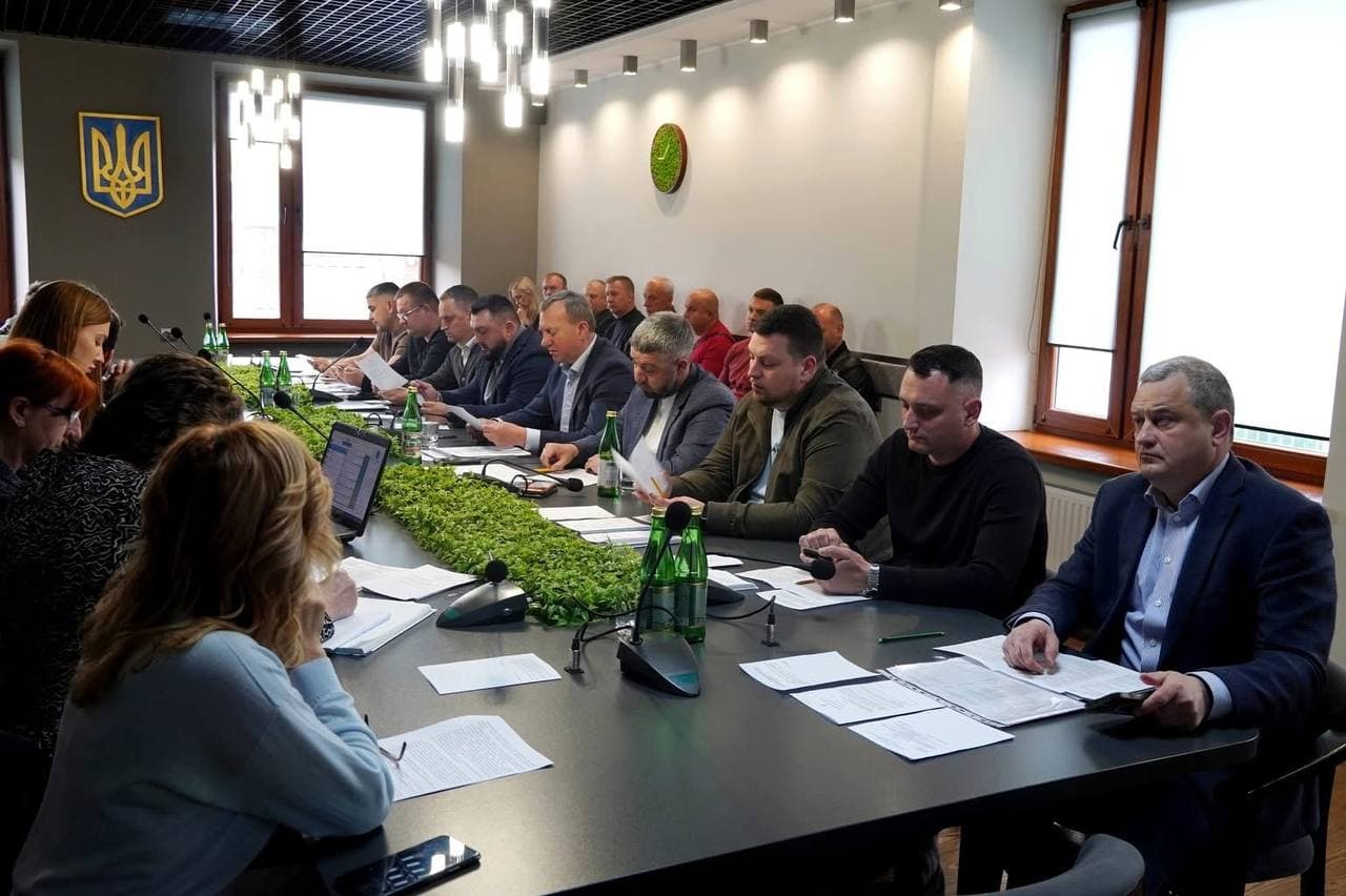 Зображення для статті: В Ужгороді 12 ветеранів та ВПО отримають житлові ваучери: рішення виконкому