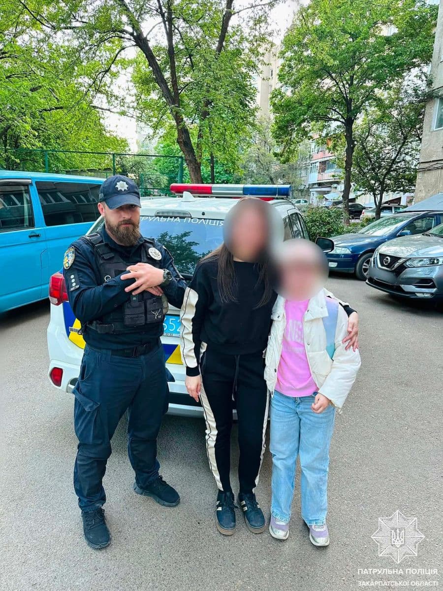 Зображення для статті: Зникла після школи: в Ужгороді патрульні оперативно розшукали неповнолітню