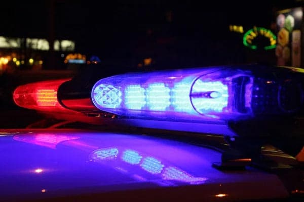 Зображення для статті: У Мукачеві поліція з’ясовує обставини смерті 25-річної жінки