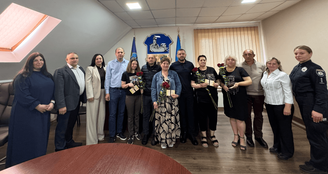Зображення для статті: На Ужгородщині багатодітним матерям вручили звання «Мати-героїня»