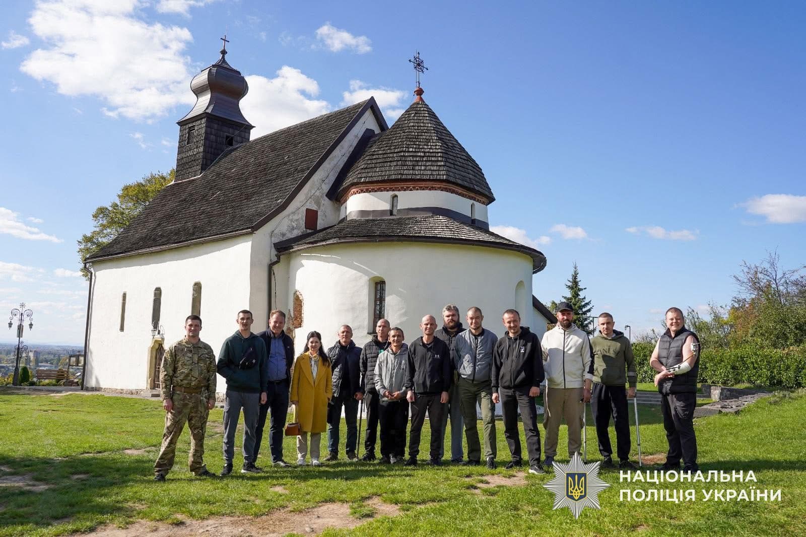 Зображення для статті: Ветерани відвідали історичні пам’ятки Закарпаття