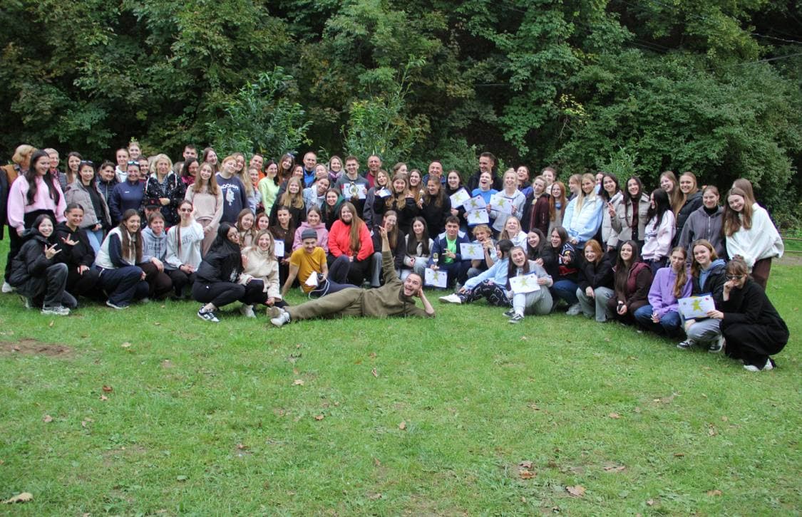 Зображення для статті: «Інформаційна миска» очима студенток-першокурсниць