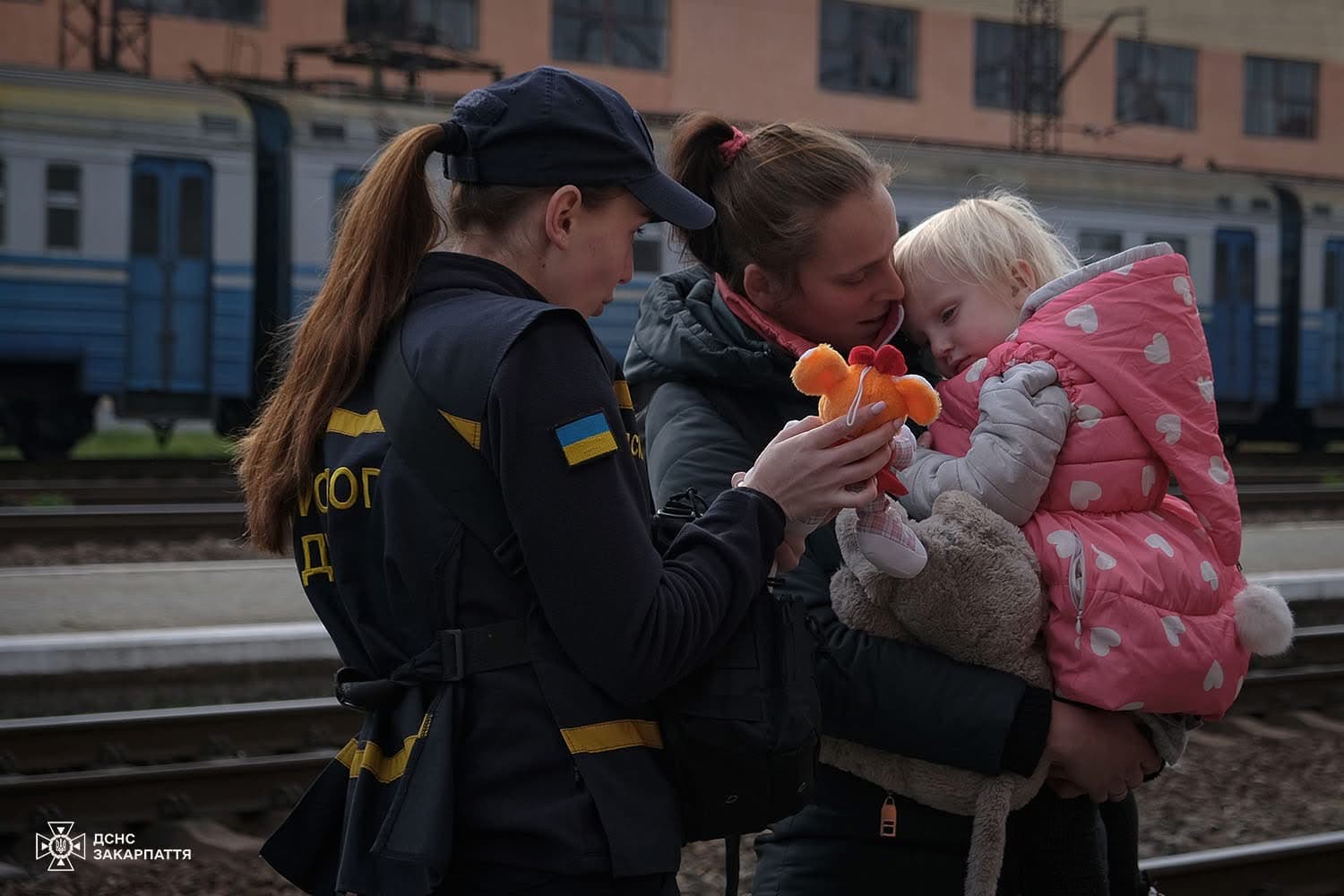 Зображення для статті: Мукачево прийняло родини переселенців із Дніпропетровської області