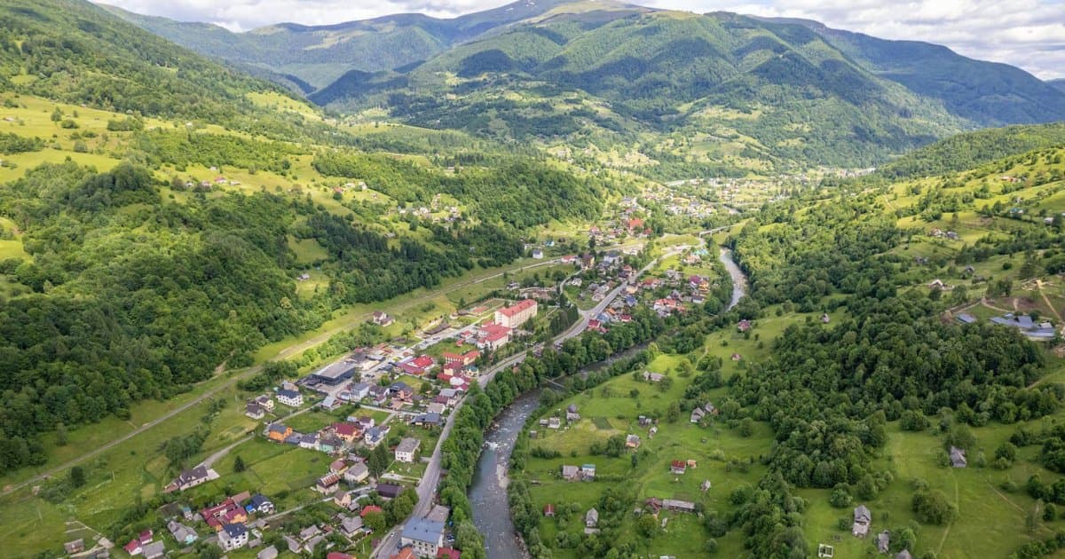 Зображення для статті: Туристичний збір Закарпаття зріс на понад 40%