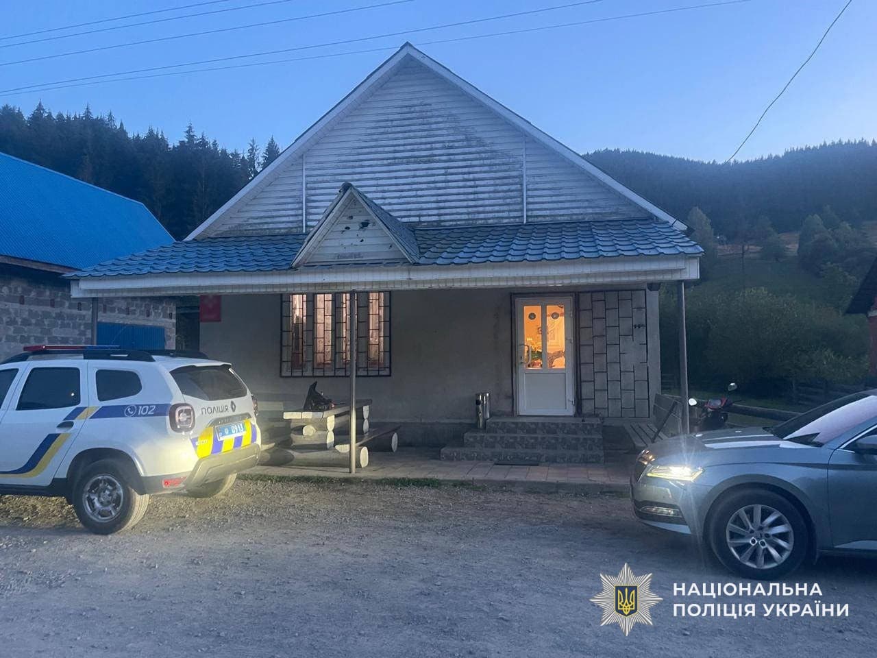 Зображення для статті: На Хустщині чоловік кинув гранату біля магазину: його затримала поліція