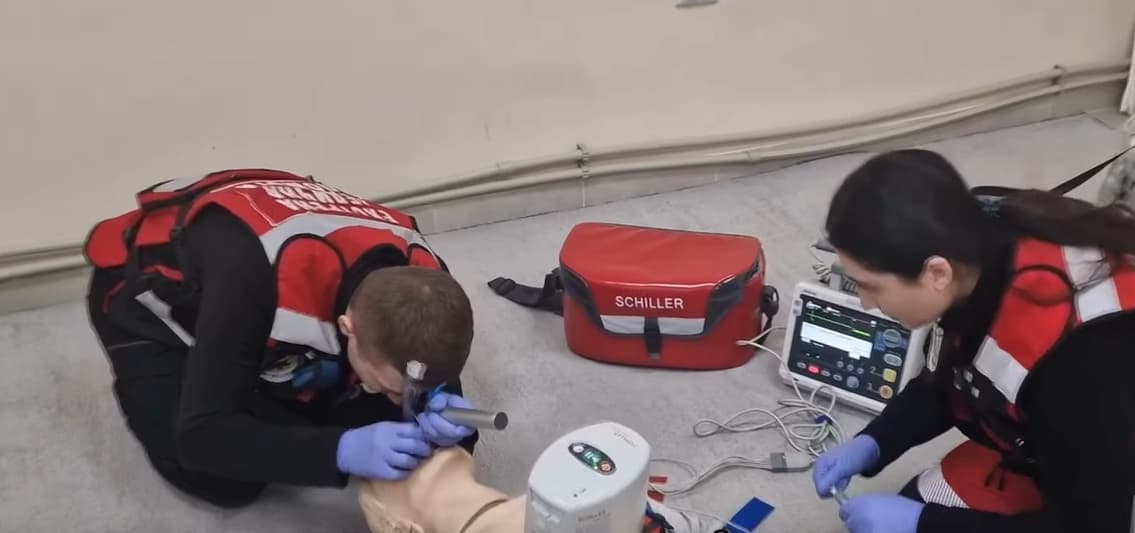 Зображення для статті: Закарпатські медики отримали апарати для автоматичного масажу серця