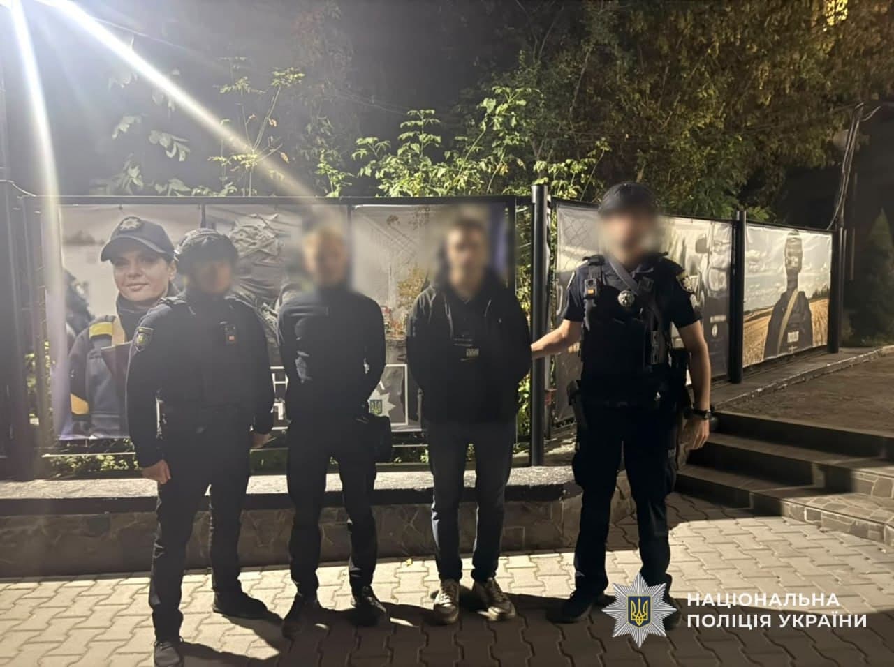 Зображення для статті: Стрілянина у Боздоському парку: в Ужгороді затримали двох чоловіків