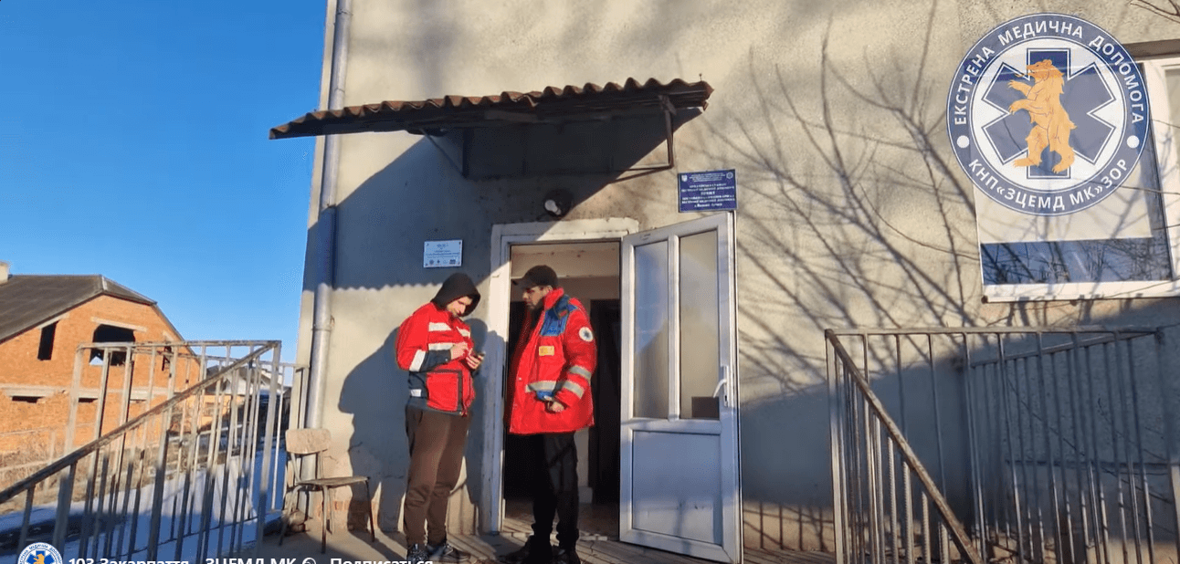 Зображення для статті: У Великих Лучках відремонтували пункт швидкої допомоги