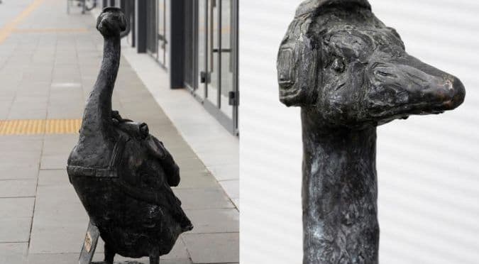 Зображення для статті: У Мукачеві встановили четвертого бронзового гусака