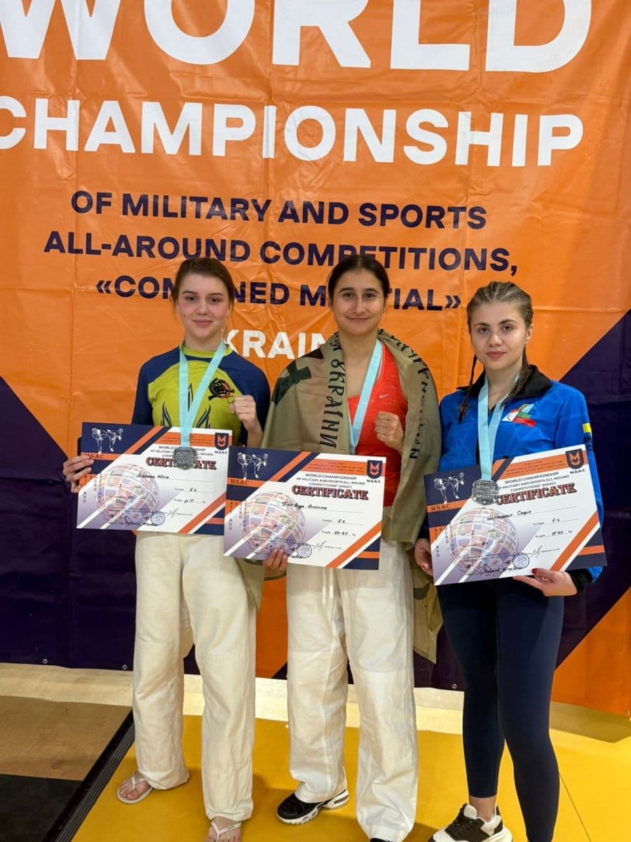 Зображення для статті: Закарпатська нацгвардійка виборола золото на Чемпіонаті світу з військово-спортивного багатоборства