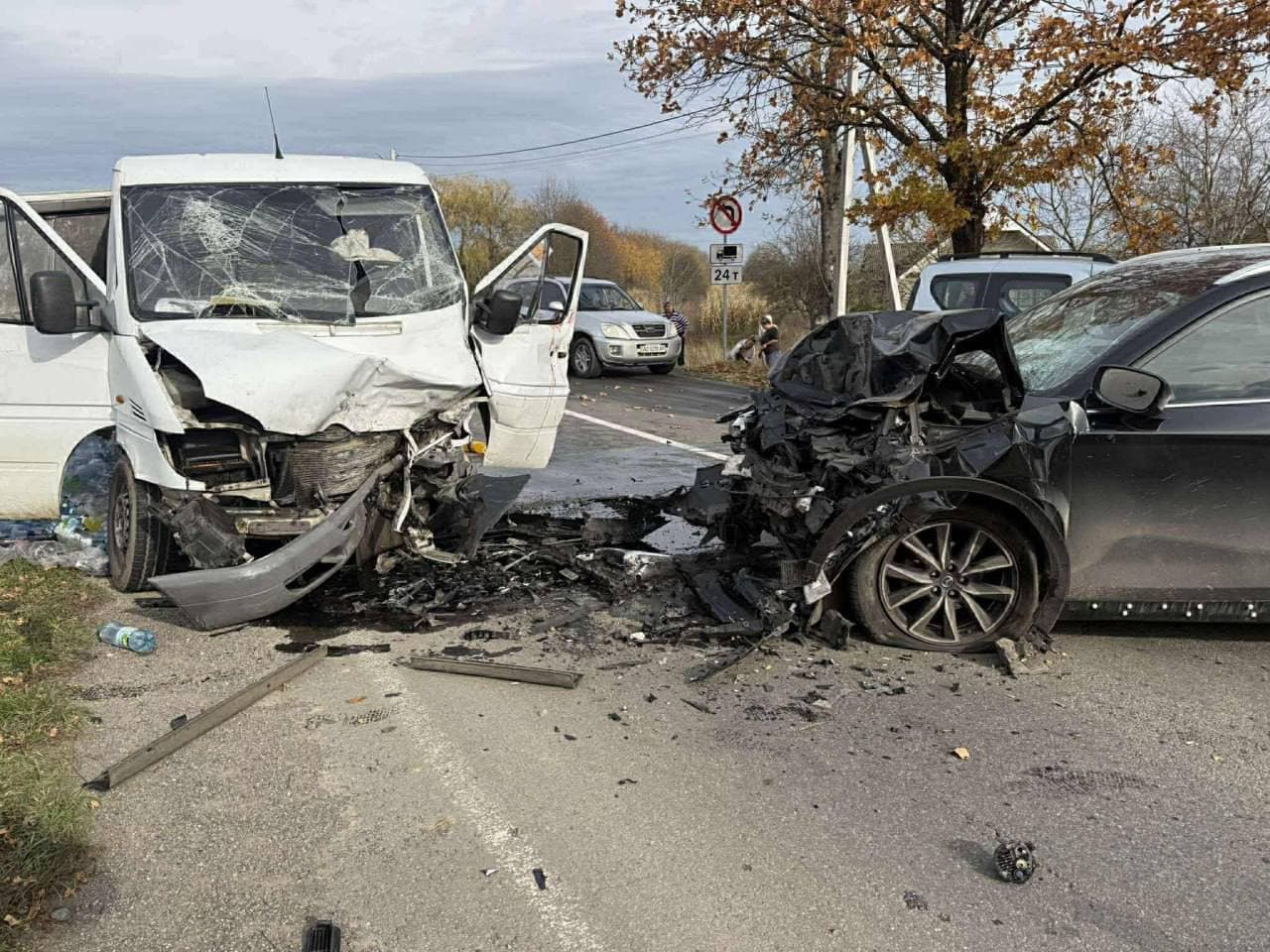 Зображення для статті: ДТП на Берегівщині: постраждали п’ятеро людей, серед них дитина