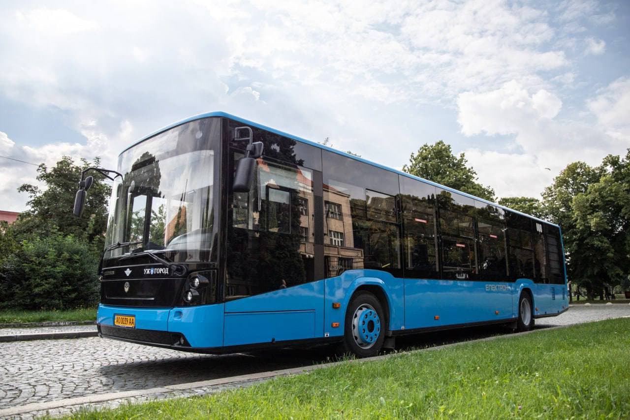 Зображення для статті: В Ужгороді затвердили нові тарифи на проїзд у міських автобусах