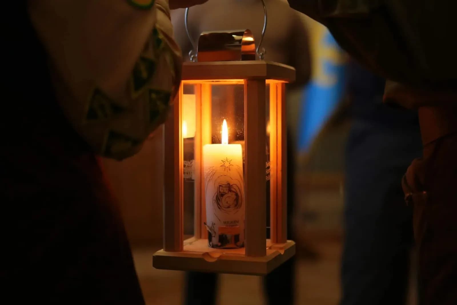 Зображення для статті: 14 грудня пластуни передадуть Вифлеємський вогонь миру в Мукачеві та Ужгороді