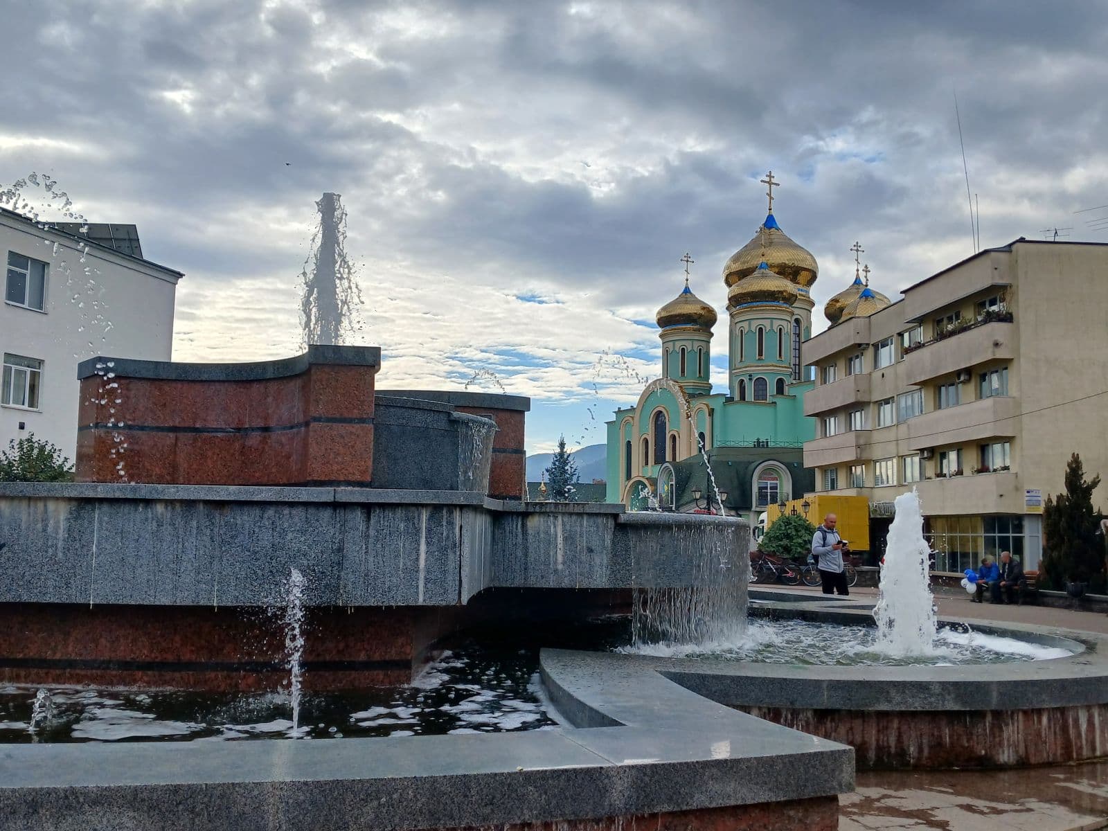 Зображення для статті: До +23°, хмарно, без опадів: якою буде погода на Закарпатті 21 жовтня