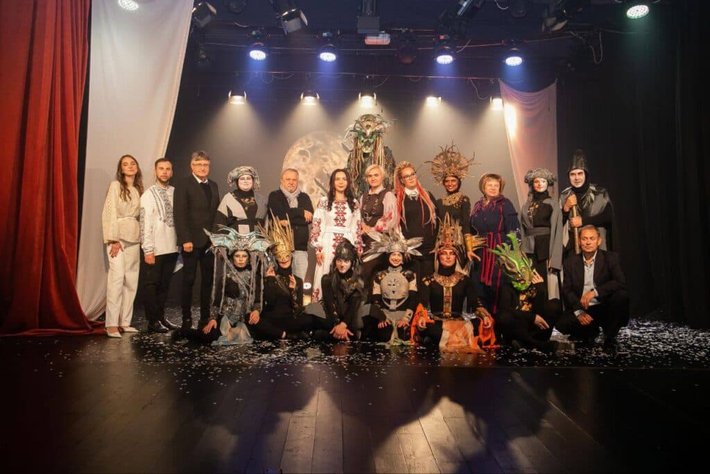 Зображення для статті: У Хусті пройшов театральний фестиваль "Відгомін вічності"