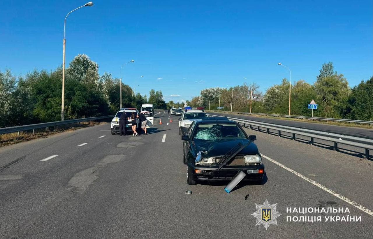 Зображення для статті: На Закарпатті внаслідок ДТП загинув 11-річний хлопчик
