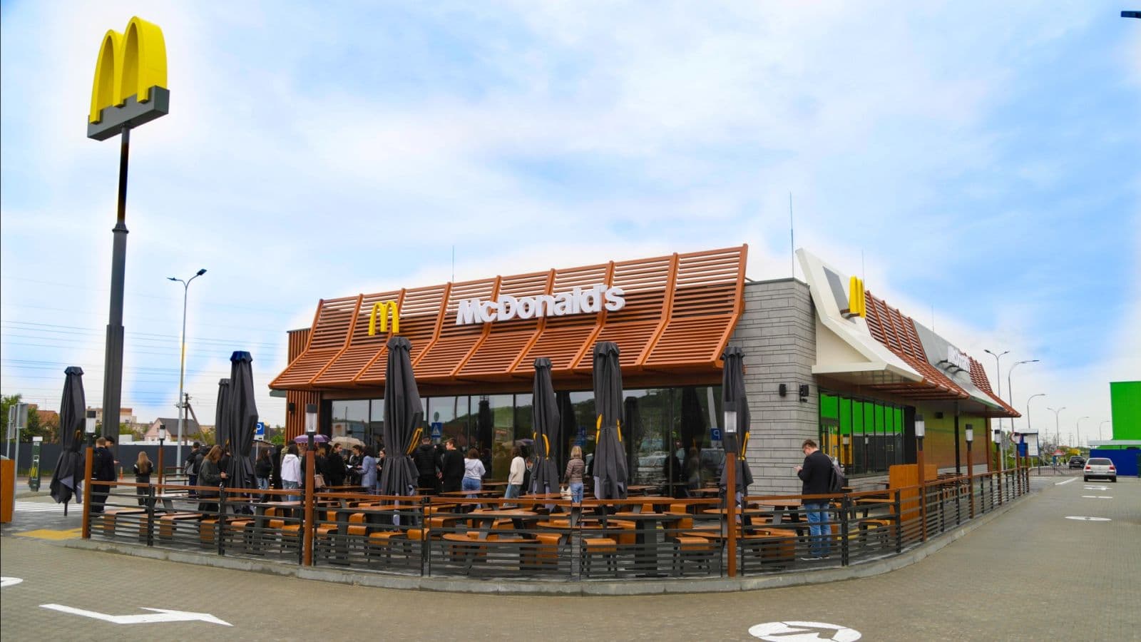 Зображення для статті: Частину страв прибрали з меню McDonald’s в Україні: причина